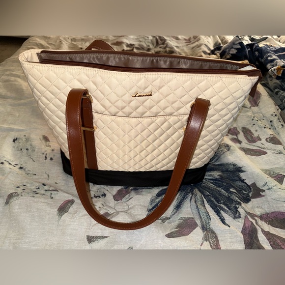 Lovevook 15.6” Laptop Bag - Picture 1 of 4